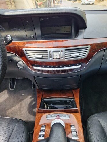 Mercedes S 350 2009, 215,800 km - 3.5 l - Bakı