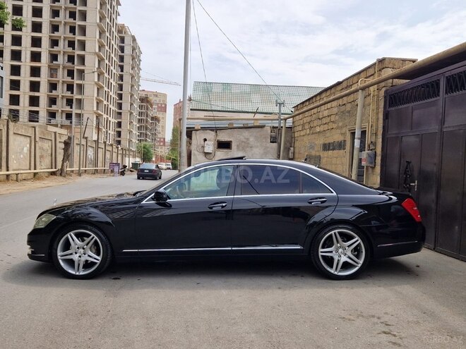 Mercedes S 350 2009, 215,800 km - 3.5 l - Bakı