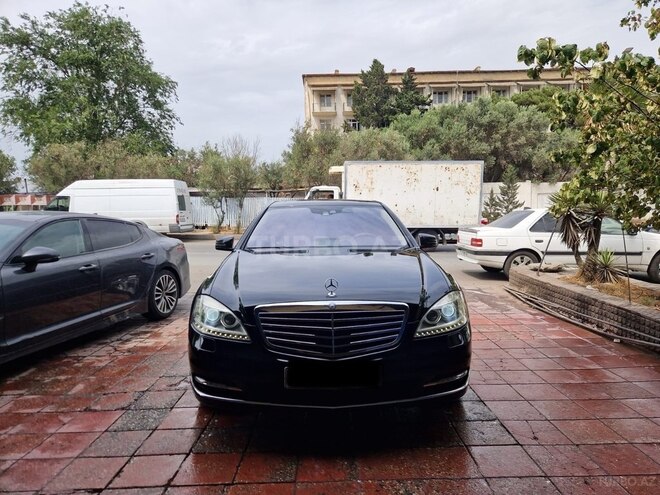Mercedes S 350 2009, 215,800 km - 3.5 l - Bakı