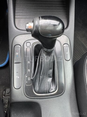 Kia Cerato-9
