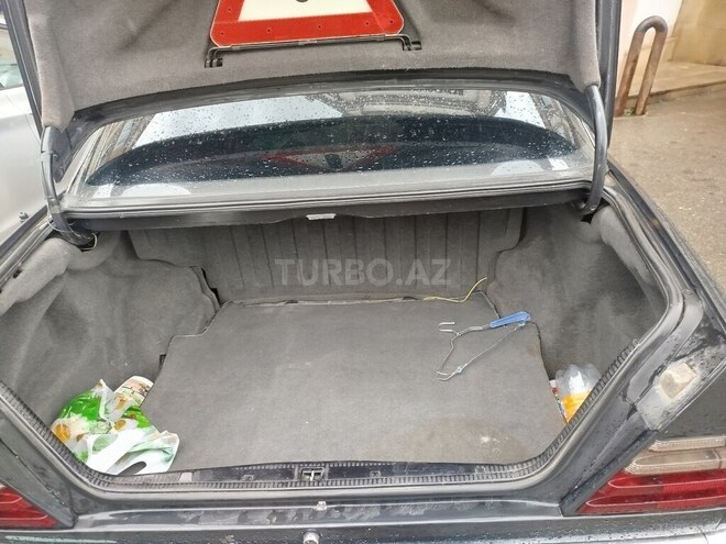 Mercedes E 220 1994, 400,000 km - 2.2 l - Şamaxı