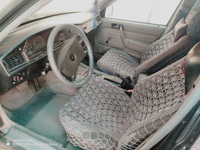 Mercedes 190 1990, 350,000 km - 2.0 l - Şəki
