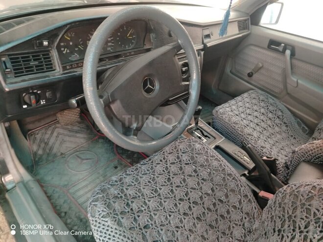 Mercedes 190 1990, 350,000 km - 2.0 l - Şəki