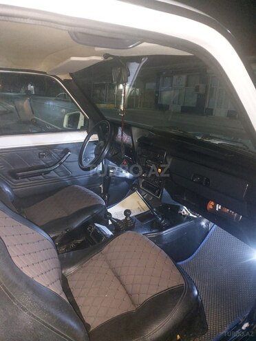 LADA (VAZ) Niva 2009, 240,000 km - 1.7 л - Saatlı