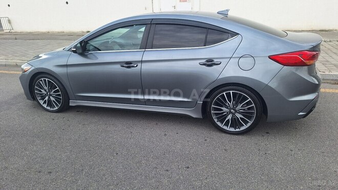 Hyundai Elantra 2017, 134,263 km - 1.6 l - Bakı