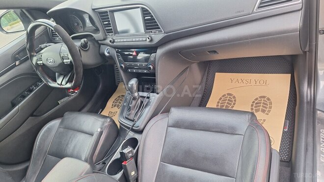 Hyundai Elantra 2017, 134,263 km - 1.6 l - Bakı