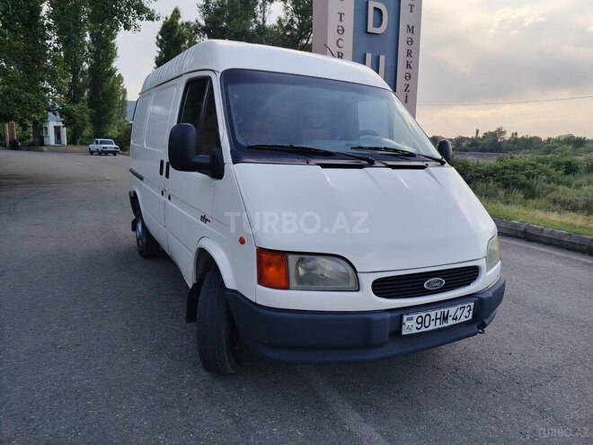 Ford Transit 2000, 386,000 km - 2.5 л - Quba