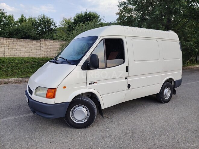 Ford Transit 2000, 386,000 km - 2.5 л - Quba