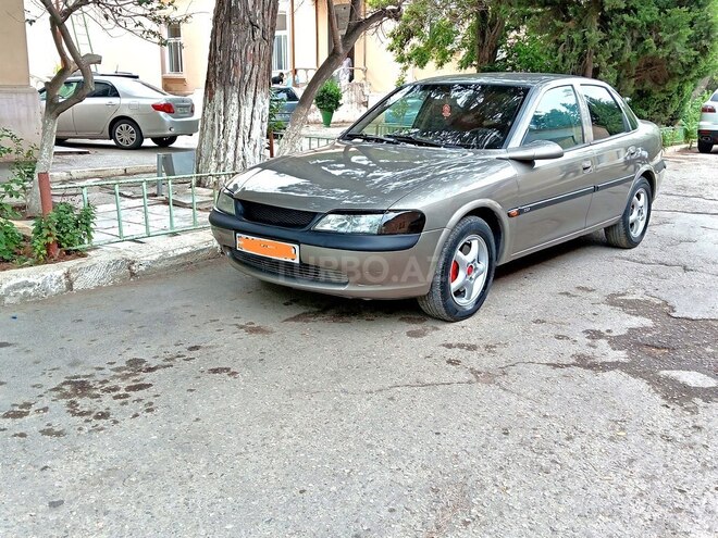 Opel Vectra-3