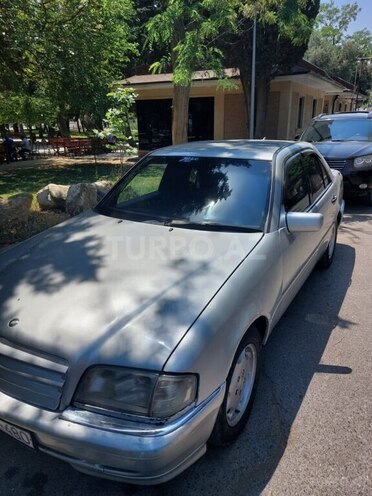 Mercedes C 220 1994, 527,030 km - 2.2 l - Bakı
