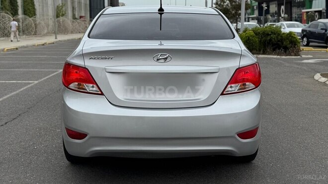 Hyundai Accent 2017, 190,000 km - 1.6 l - Bakı