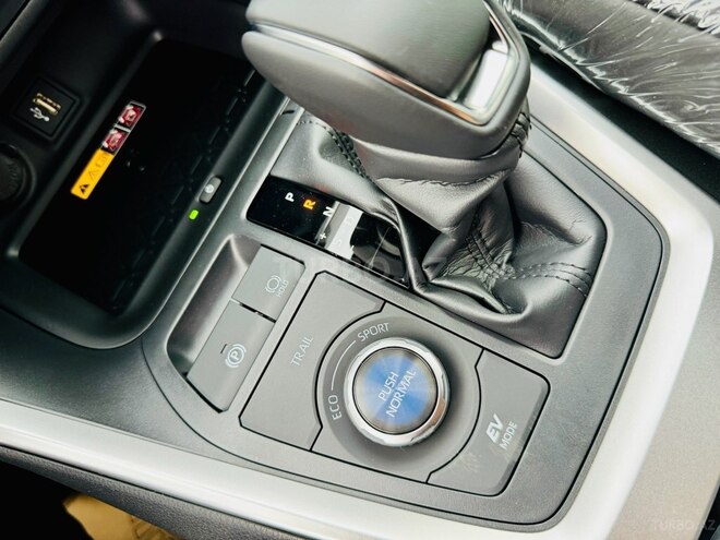 Toyota RAV4 2025, 0 km - 2.5 l - Bakı