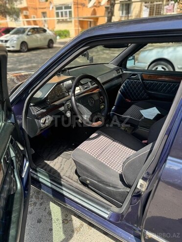 Mercedes E 220 1994, 350,000 km - 2.2 л - Bakı