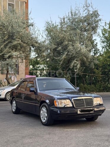 Mercedes E 220 1994, 350,000 km - 2.2 л - Bakı