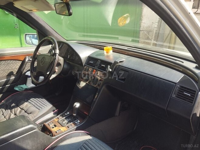 Mercedes C 220 1994, 527,030 km - 2.2 l - Bakı