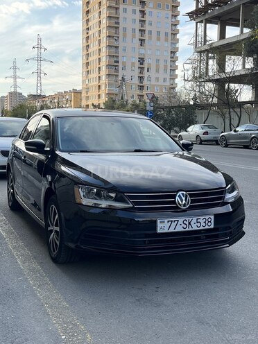 Volkswagen Jetta-2