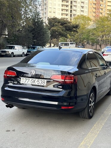 Volkswagen Jetta-3