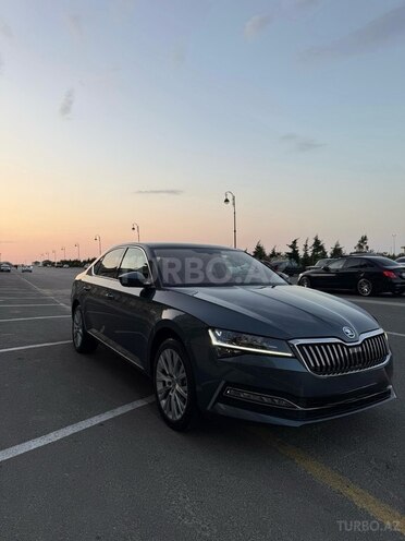 Skoda Superb 2021, 60,000 km - 2.0 l - Bakı