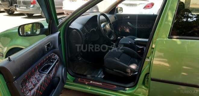 Volkswagen Golf 1999, 185,000 km - 1.6 l - Bakı