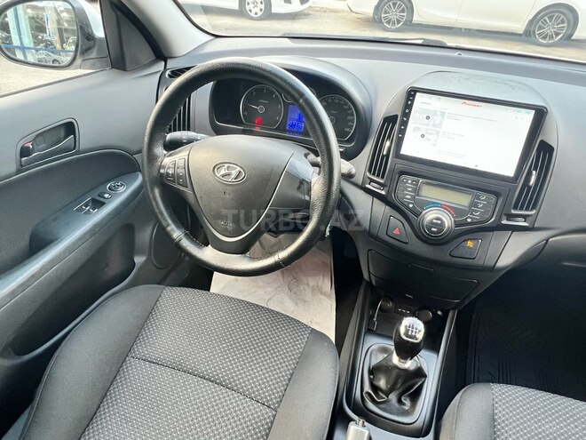 Hyundai i30-9