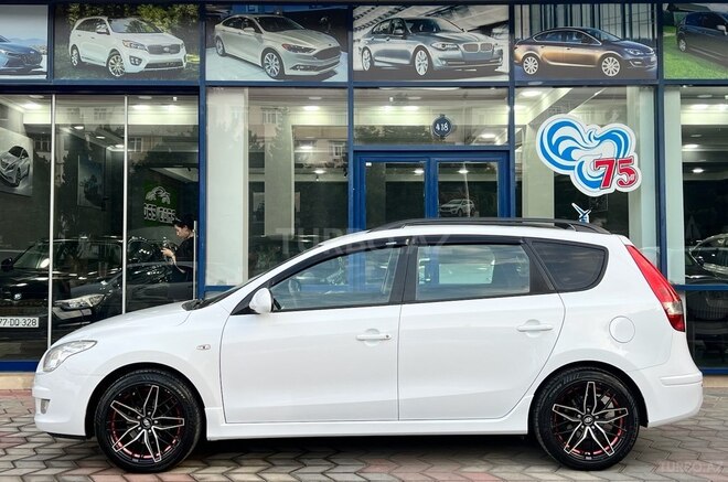 Hyundai i30-11