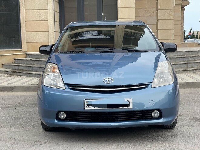 Toyota Prius-4