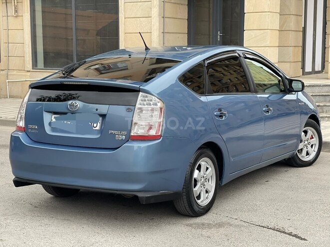Toyota Prius-10
