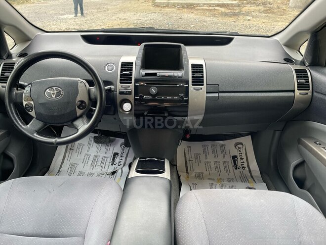 Toyota Prius-20