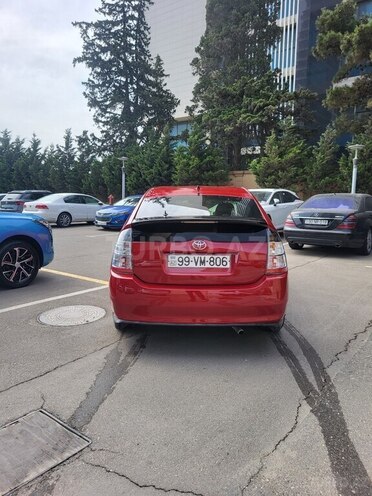Toyota Prius-3