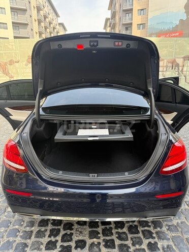 Mercedes E 300 4MATIC 2017, 111,140 km - 2.0 л - Bakı