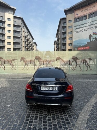 Mercedes E 300 4MATIC 2017, 111,140 km - 2.0 л - Bakı