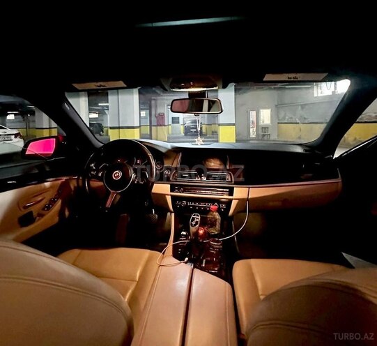 BMW 528-5
