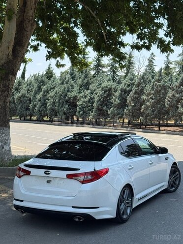 Kia Optima-5