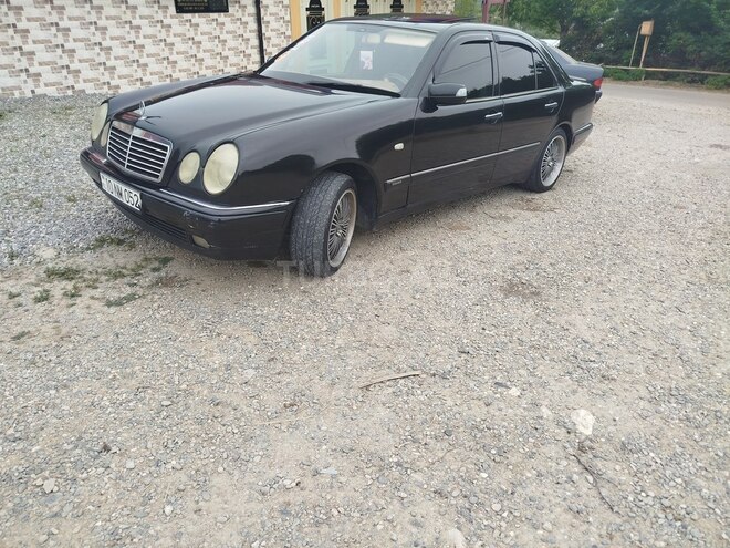 Mercedes E 320 1998, 285,417 km - 3.2 l - Bakı