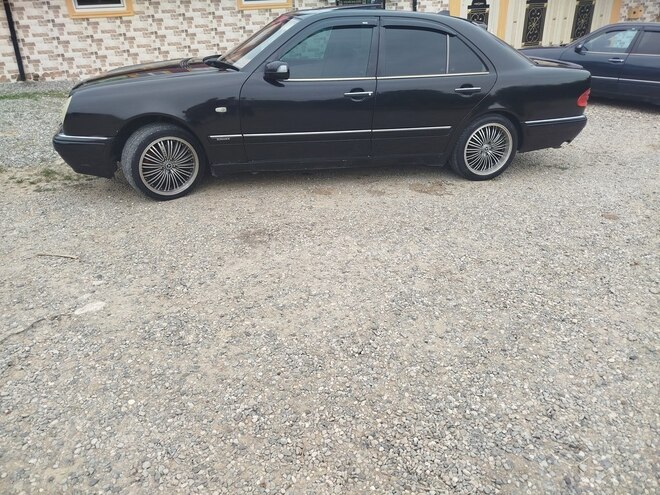 Mercedes E 320 1998, 285,417 km - 3.2 l - Bakı
