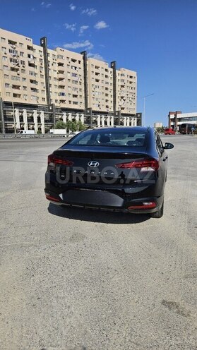 Hyundai Elantra 2019, 75,000 km - 2.0 l - Bakı