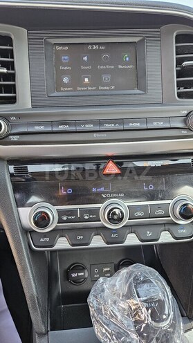 Hyundai Elantra 2019, 75,000 km - 2.0 l - Bakı