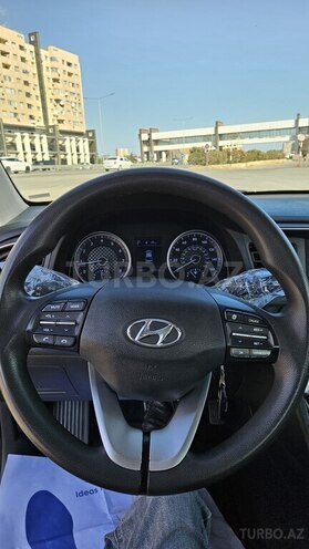 Hyundai Elantra 2019, 75,000 km - 2.0 l - Bakı