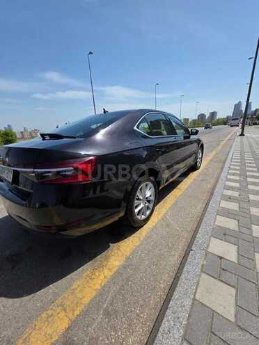 Skoda Superb 2019, 73,700 km - 2.0 l - Bakı