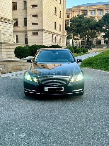 Mercedes E 220 d 2011, 221,547 km - 2.1 l - Bakı