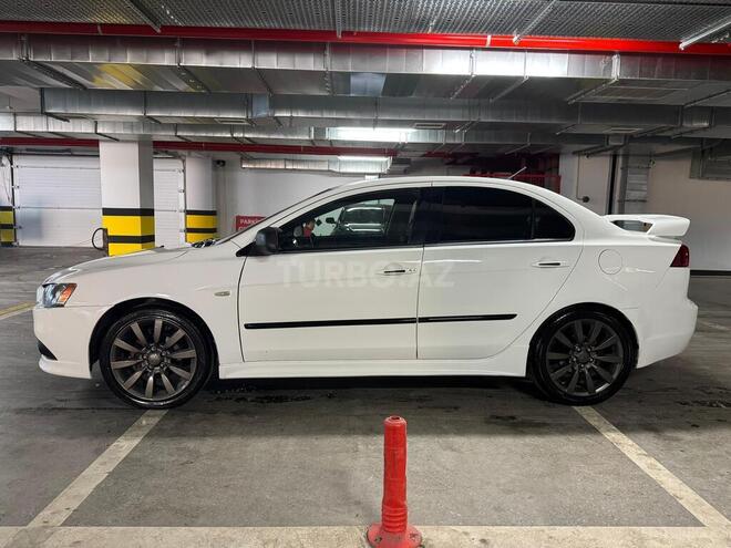 Mitsubishi Lancer 2010, 227,946 km - 2.0 l - Bakı