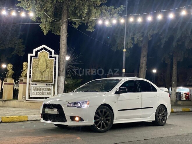 Mitsubishi Lancer 2010, 227,946 km - 2.0 l - Bakı