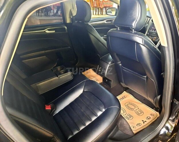 Ford Fusion (North America)-16