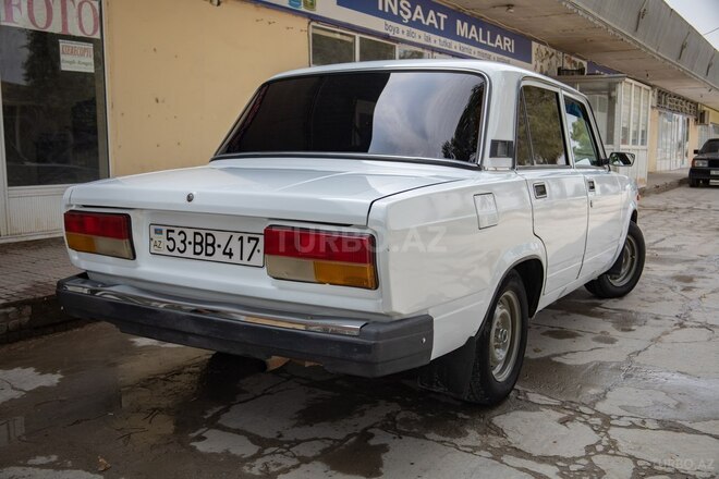 LADA (VAZ) 2107 2006, 95,000 km - 1.6 л - Salyan