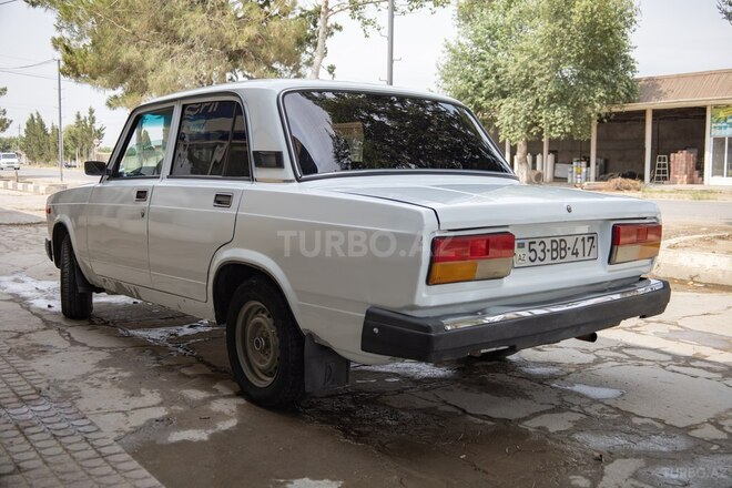 LADA (VAZ) 2107 2006, 95,000 km - 1.6 л - Salyan
