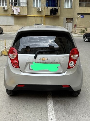 Chevrolet Spark-2