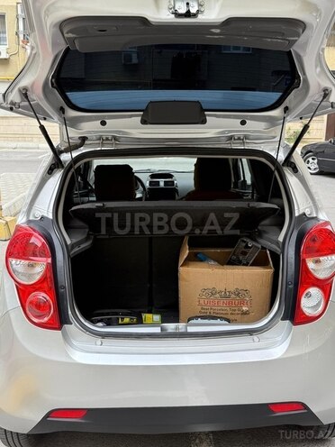 Chevrolet Spark-4