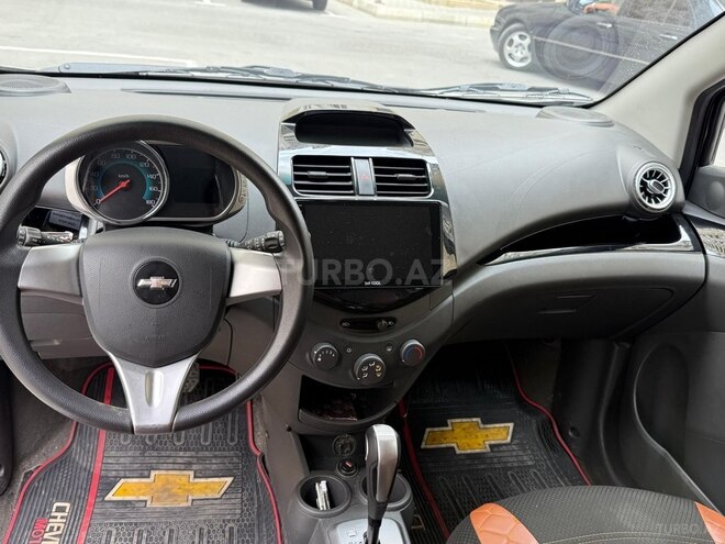 Chevrolet Spark-8