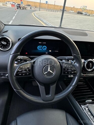Mercedes GLA 250 4MATIC 2020, 40,217 km - 1.4 l - Bakı