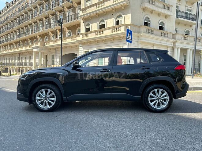 Toyota Corolla Cross 2024, 11,000 km - 2.0 l - Bakı